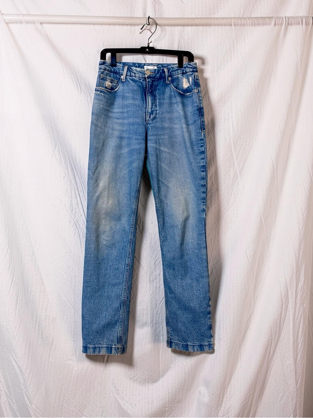 Good American Women’s Distressed Straight Leg Jeans Size 6/28 Light Wash Denim
